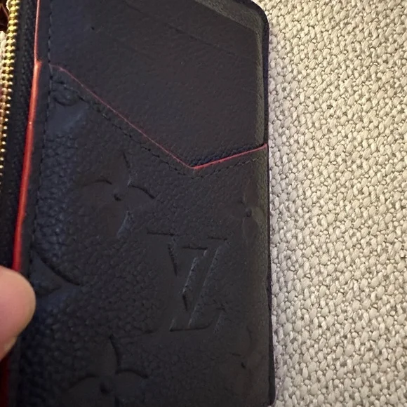 LV recto Versa in empriente leather - navy/blue - Picture 2 of 11